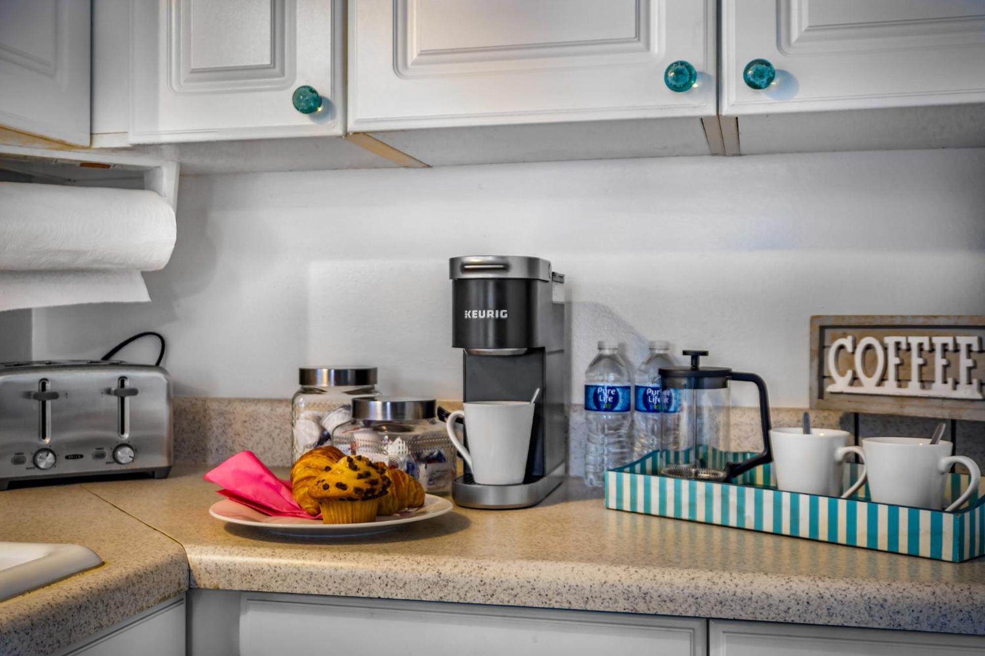 Beach Cottage With Heated Pool Just Off Siesta Key Sarasota Buitenkant foto