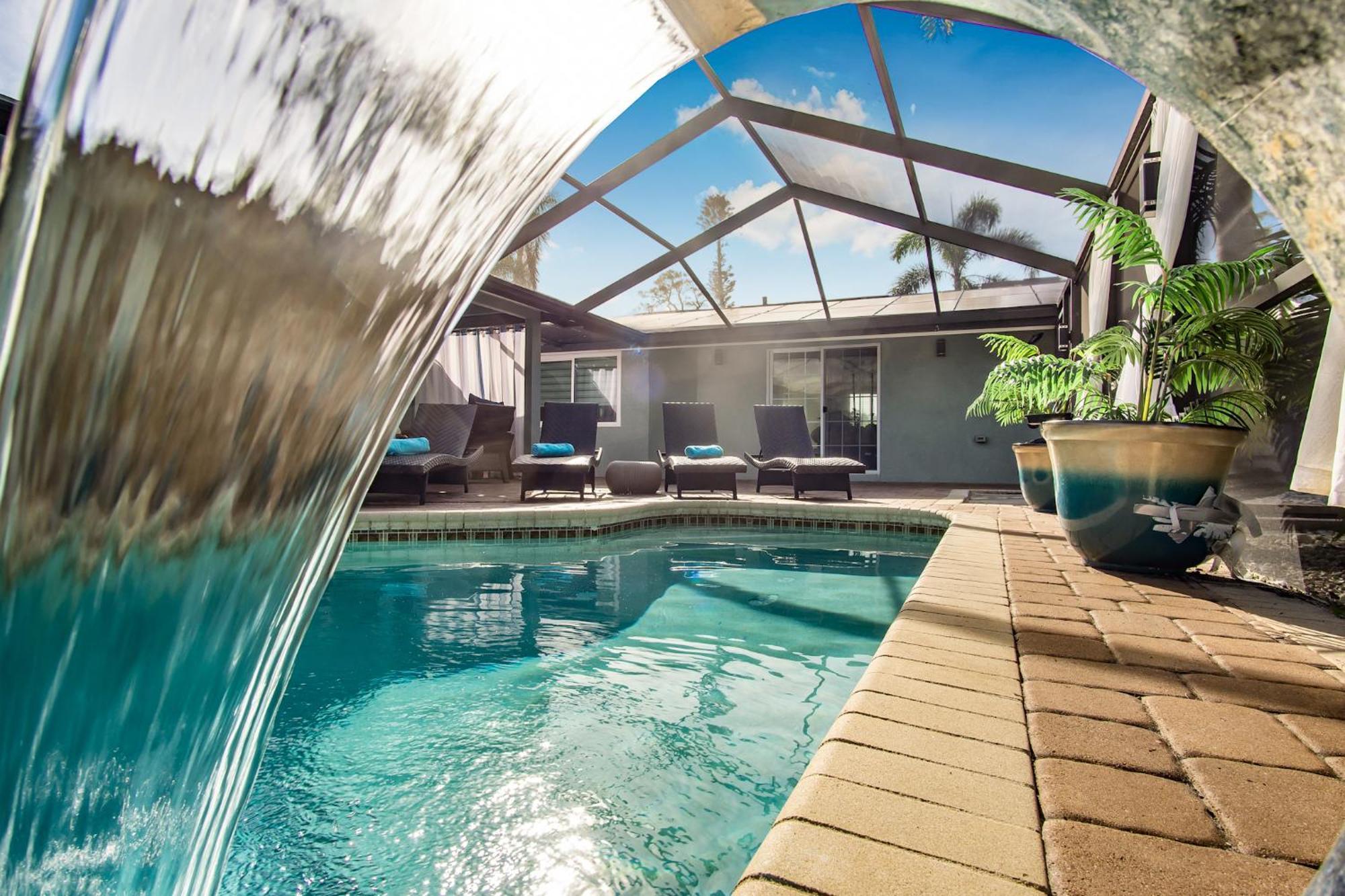 Beach Cottage With Heated Pool Just Off Siesta Key Sarasota Buitenkant foto